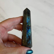 Load image into Gallery viewer, Labradorite Tower
