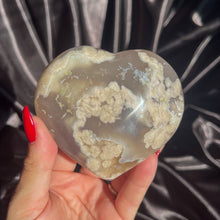 Load image into Gallery viewer, Flower Agate Chunky Heart 04
