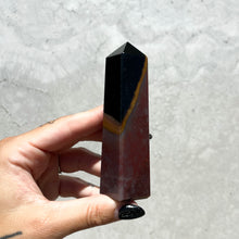 Load image into Gallery viewer, Sardonyx Obelisk 05
